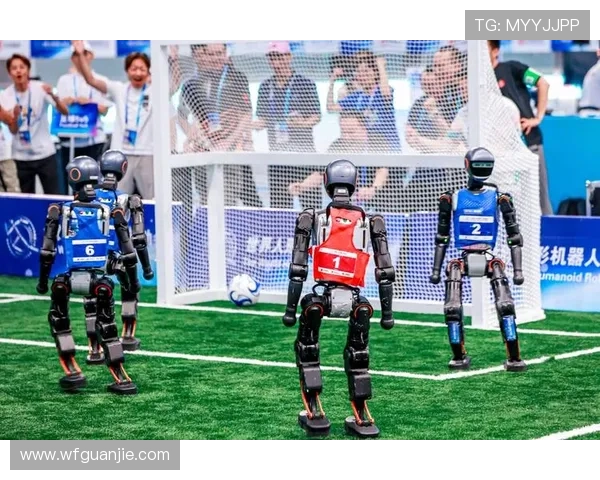 从断骨到增高的传奇足球明星逆袭之路揭秘